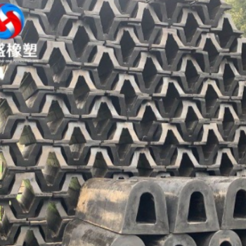 D型半圓形 GD型 DA型 圓形橡膠護舷 防撞條廠家直銷