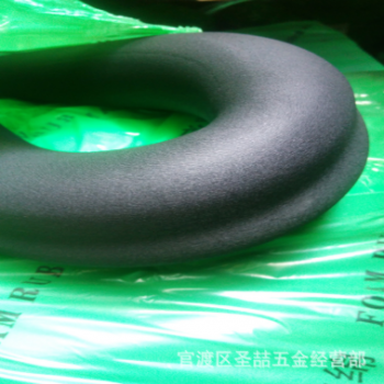 b1級阻燃橡塑管 鋁箔復合空調(diào)橡塑管 管道保溫隔熱橡塑管殼現(xiàn)貨