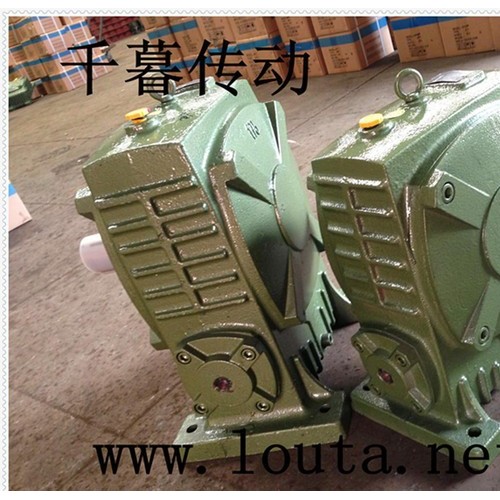 塑料機械專業(yè)WPA60-10蝸輪蝸桿減速機 德州濟南保定石家