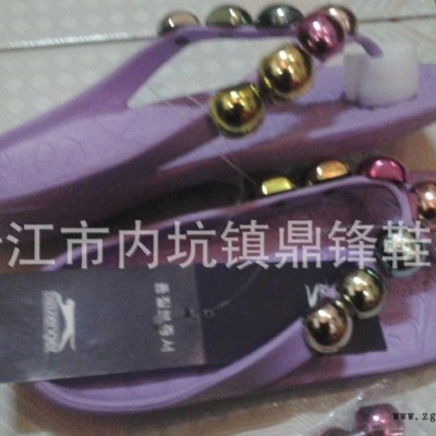 EVA夏季人字拖鞋 地?cái)偼闲? title=
