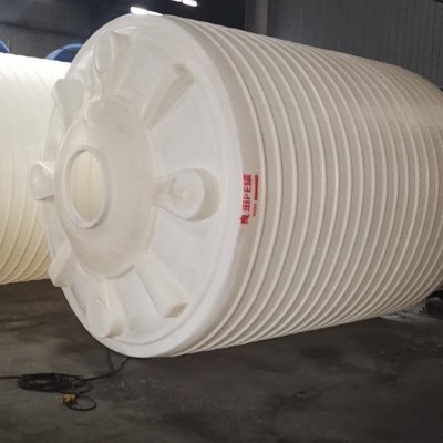 混凝土減水劑儲罐 500升PE桶 低價銷售 10噸水箱