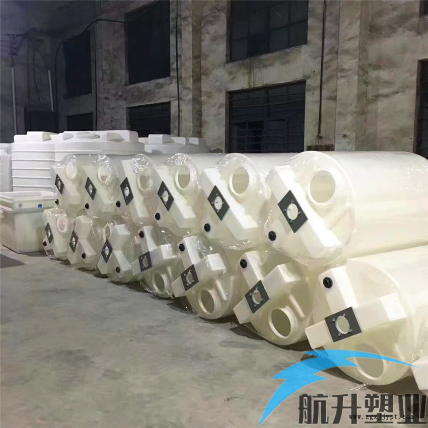 九江塑料儲罐  純水箱  聚水塔  航升可定制