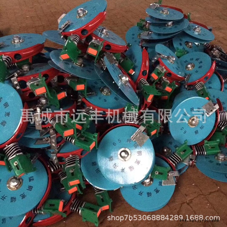 大量批發(fā)圓盤開(kāi)溝器 播種機(jī)配件開(kāi)溝器 錳鋼淬火340圓盤開(kāi)溝器示例圖3