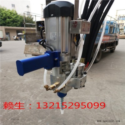 聚氨酯發(fā)泡機(jī)，PU仿木發(fā)泡機(jī)，自成皮發(fā)泡機(jī)，鞋墊發(fā)泡機(jī)