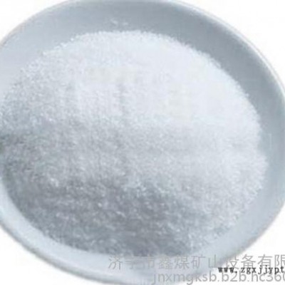 聚丙烯酰胺          澄清凈化作用   應加速與被處理液的混合，出現絮凝物后，減慢攪速