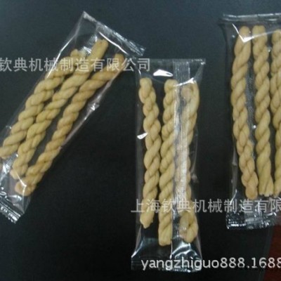 誠信企業專業生產塑料盒（盤）防滑墊包裝機、枕式高速膠帶包裝機