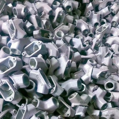 摸具開模制造、生產(chǎn)加工鑄鋁翻砂，各種配件、模具開模制造生產(chǎn)廠家、非標(biāo)定制各種摸具生產(chǎn)加工來(lái)圖尺寸定制翻砂鑄鋁配件